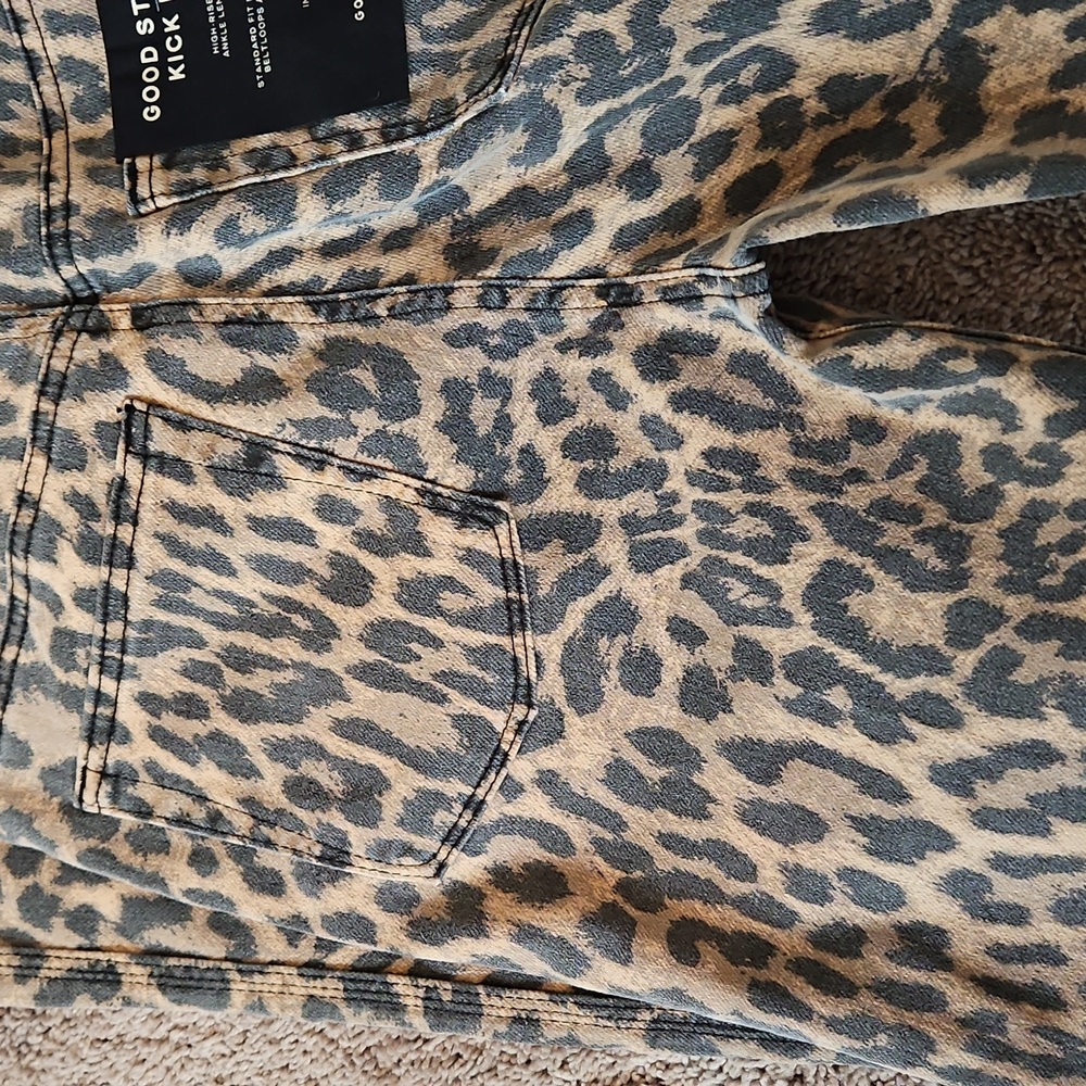 NWT GOOD AMERICAN LEOPARD JEANS - Picture 6 of 6